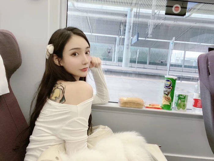 巴黎伴游模特预约